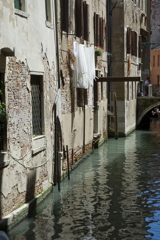 Appartamento Ca' Cavalli Venesia Ruang foto